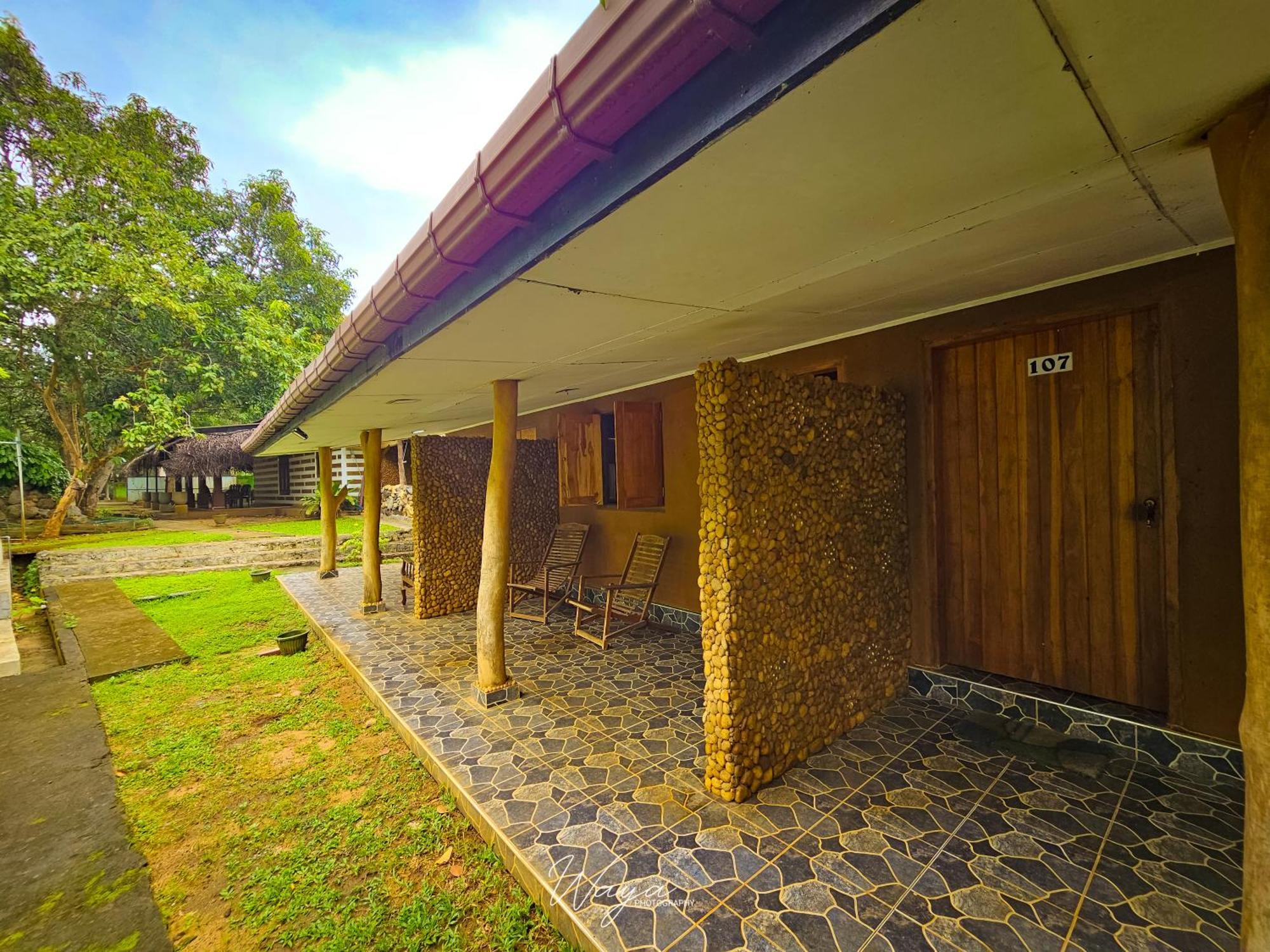 Elephant Paradise Safari Bungalow Udawalawe Ngoại thất bức ảnh