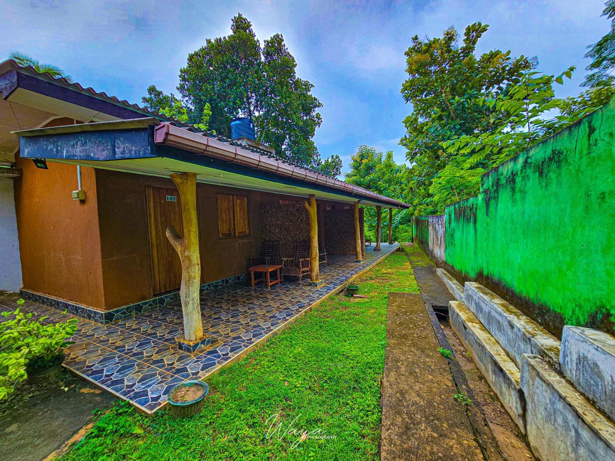 Elephant Paradise Safari Bungalow Udawalawe Ngoại thất bức ảnh